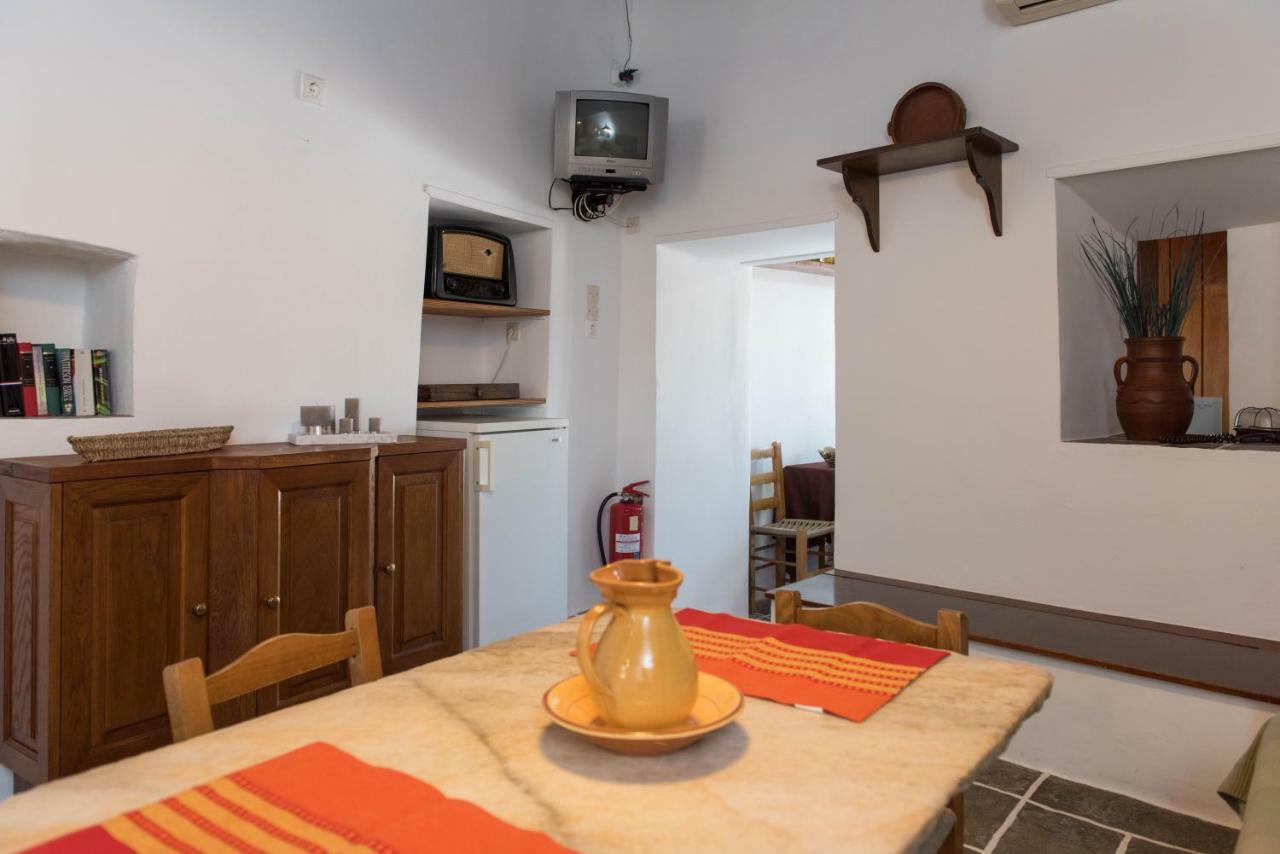 Kástron Aris & Maria Houses מראה חיצוני תמונה