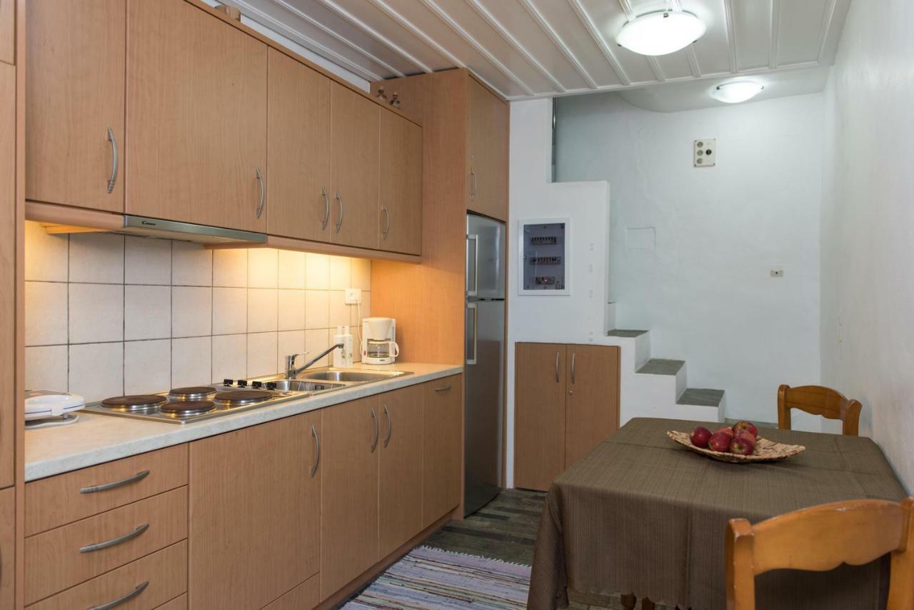 Kástron Aris & Maria Houses מראה חיצוני תמונה